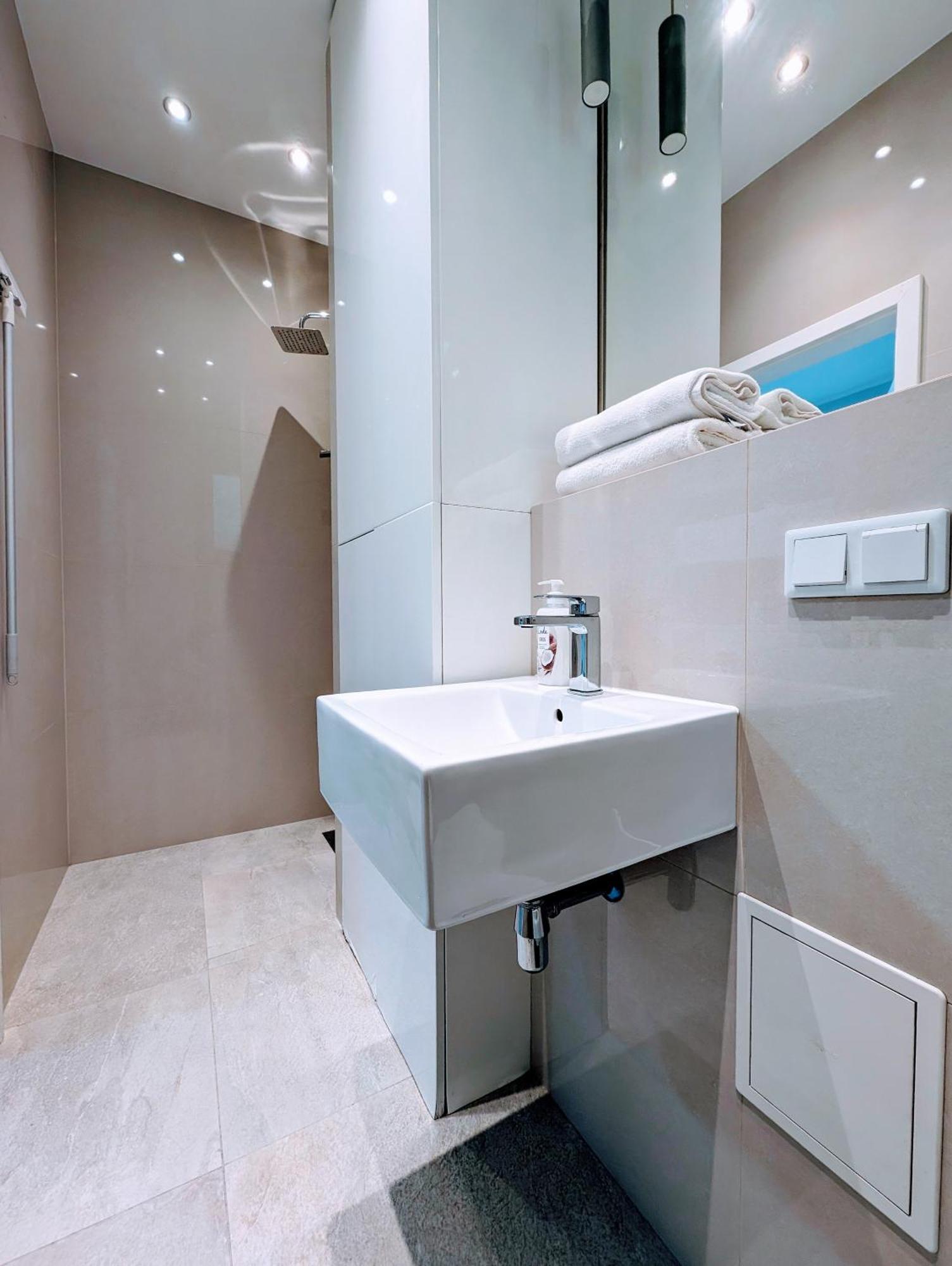 Paulinska 18 By Homeprime Apartmán
